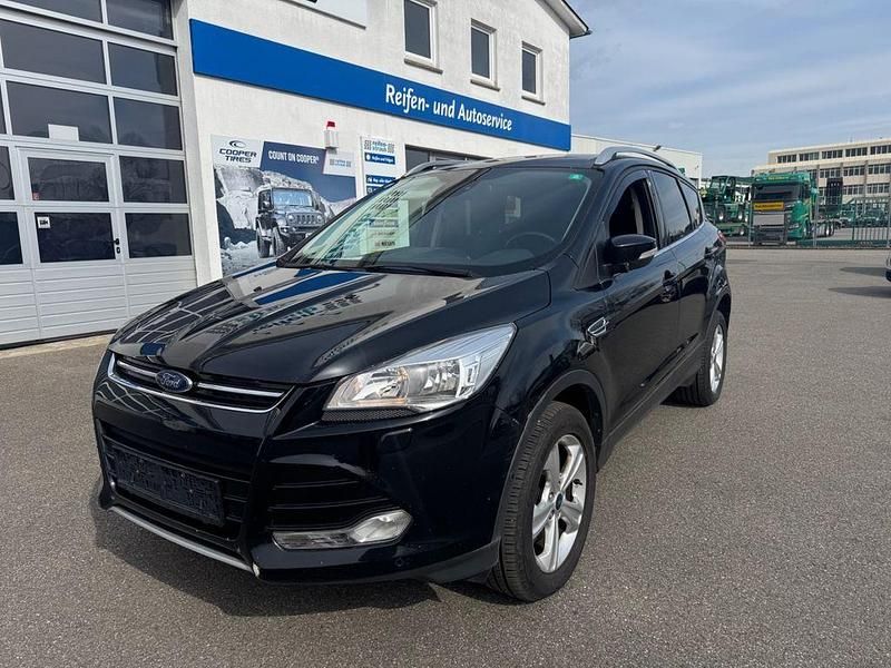 Gebraucht Ford Kuga Titanium 150 PS (110 kW) 2016 Schwarz SUV