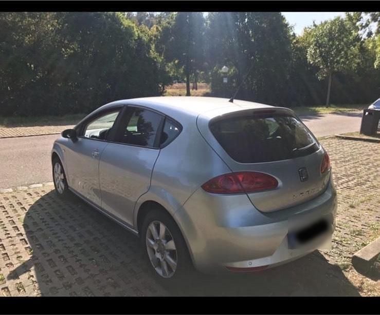 Gebraucht Seat Leon 102 PS (75 kW) 2008 Silber Kleinwagen