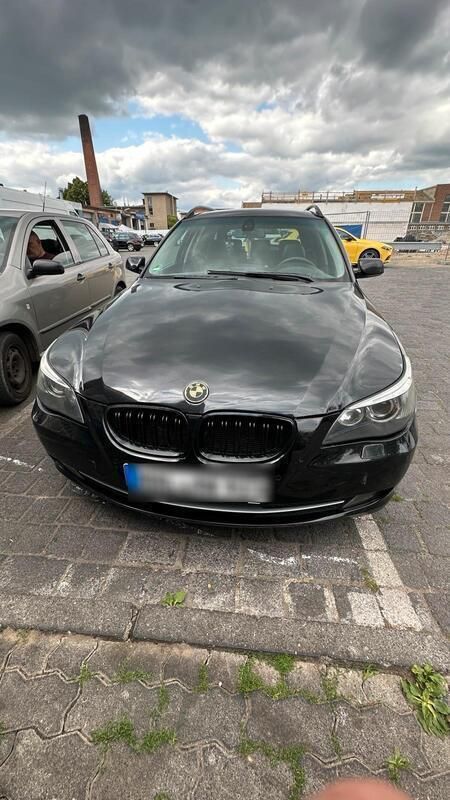 Schwarz Gebraucht 2005 BMW 525 Kombi | 2.500 € (Fairer Preis) - Bild 1/4