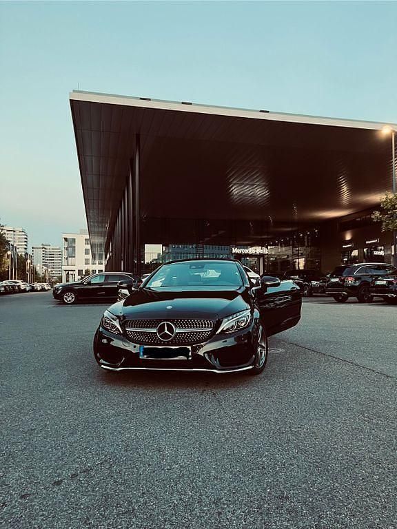 Gebraucht Mercedes C250 AMG line 211 PS (155 kW) 2016 Schwarz Coupé