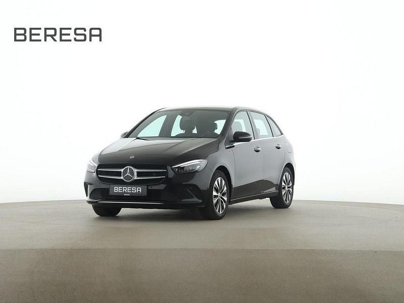 Schwarz Gebraucht 2022 Mercedes B250e Style Van / Kleinbus | 24.990 € (Fairer Preis) - Bild 1/4