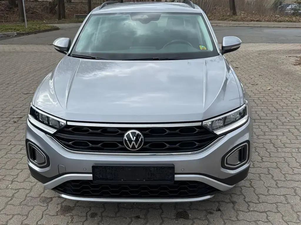 Gebraucht VW T-Roc Life 150 PS (110 kW) 2022 Silber SUV