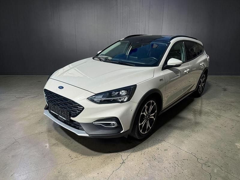Gebraucht Ford Focus Active 182 PS (133 kW) 2019 Silber Limousine