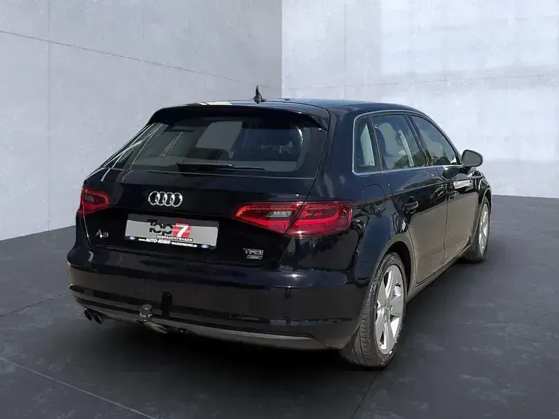 Second-hand Audi A3 Ambition 180 CP (132 kW) 2015 Negru Berlinǎ