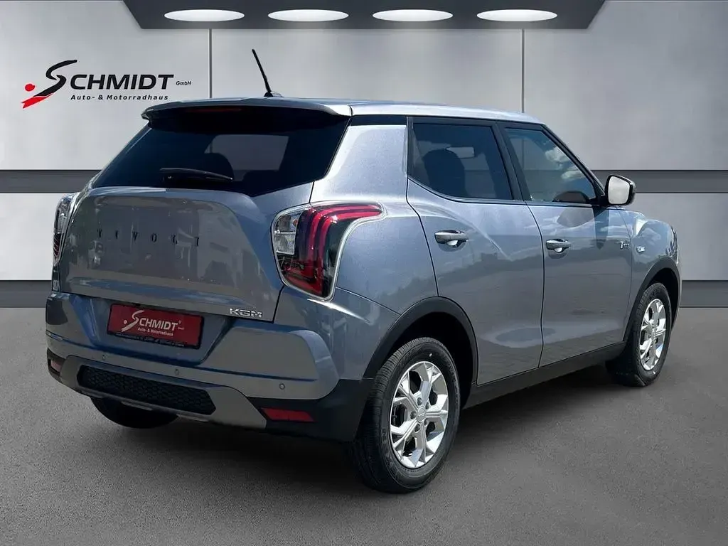 Neu KGM Tivoli 163 PS (119 kW) 2026 Grau SUV