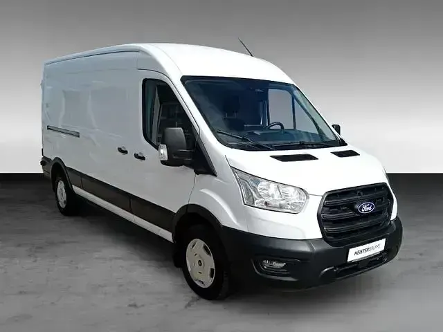 Gebraucht Ford Transit Trend 131 PS (96 kW) 2025 Weiß Limousine