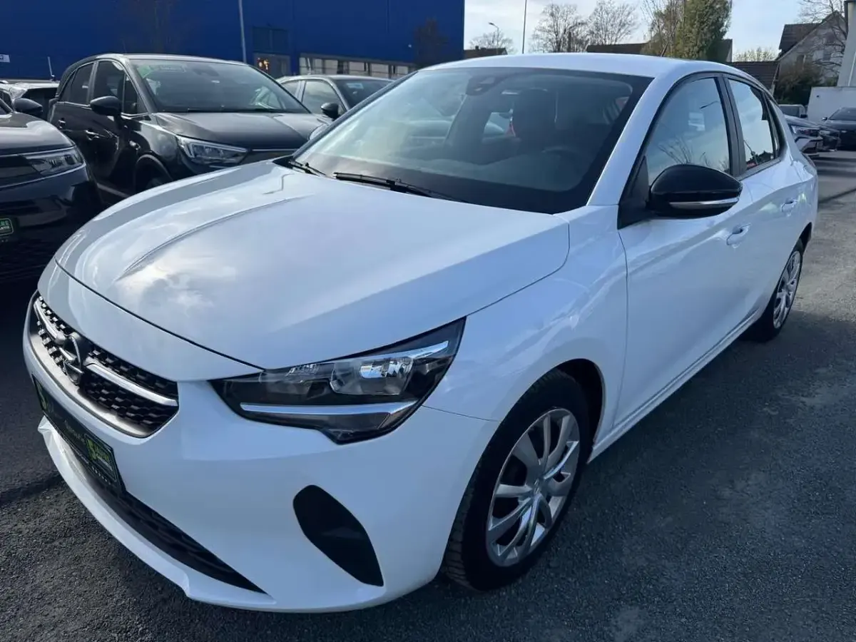 Gebraucht Opel Corsa Edition 101 PS (74 kW) 2023 Jade weiss/arktis weiss Kleinwagen