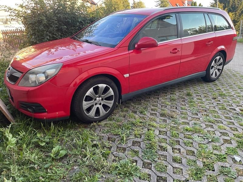 Rot Gebraucht 2008 Opel Vectra Kombi | 1.800 € (Guter Preis) - Bild 1/4