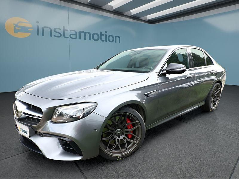 Grau Gebraucht 2018 Mercedes E63 AMG AMG Limousine | 62.599 € (Fairer Preis) - Bild 1/4