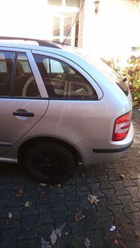 Gebraucht Skoda Fabia 75 PS (55 kW) 2004 Silber Kleinwagen