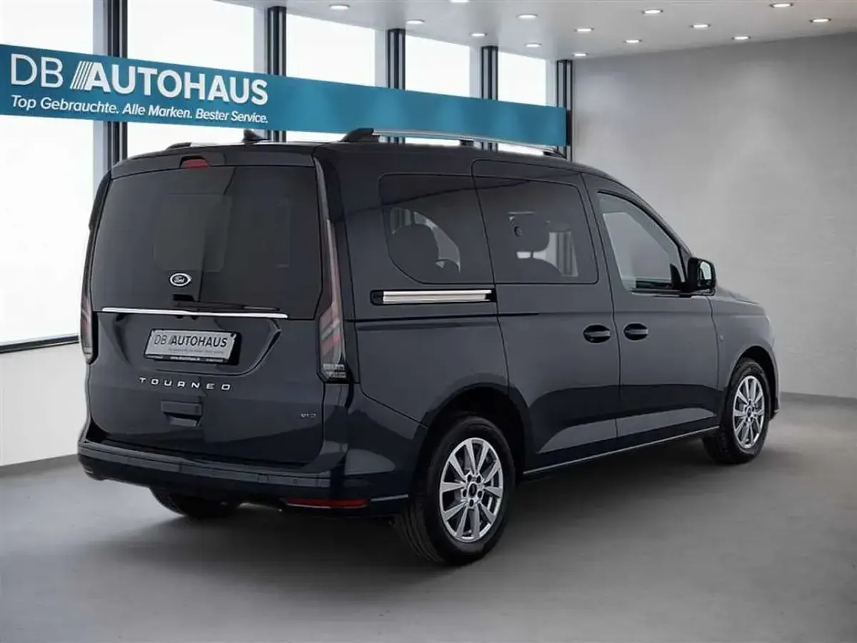 Gebraucht Ford Tourneo Connect Titanium 122 PS (89 kW) 2024 Blau Van / Kleinbus