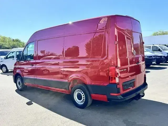Używany VW Crafter 102 KM (75 kW) 2017 Czerwony Van