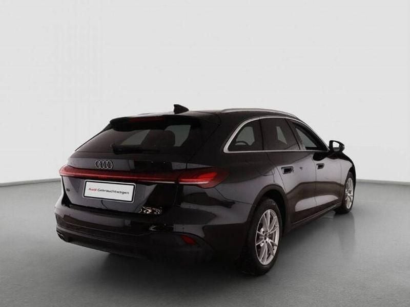 Second-hand Audi A5 Sport 204 CP (150 kW) 2025 Negru Break