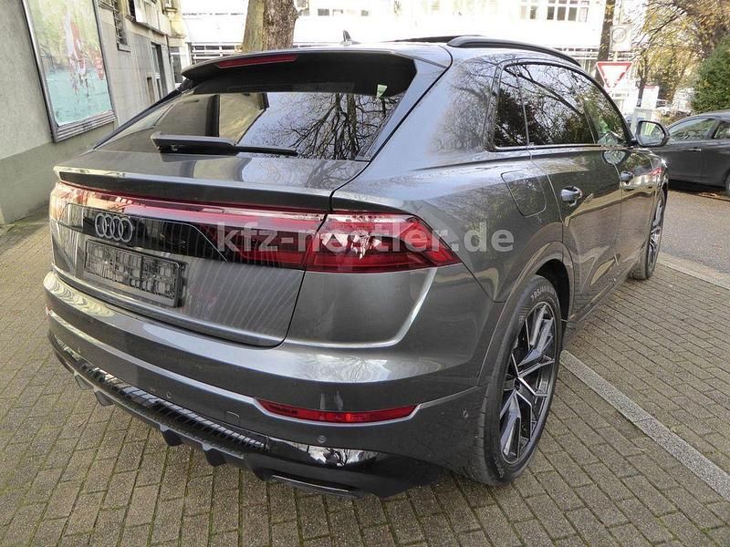 Gebraucht Audi Q8 S-Line 286 PS (210 kW) 2025 Grau SUV