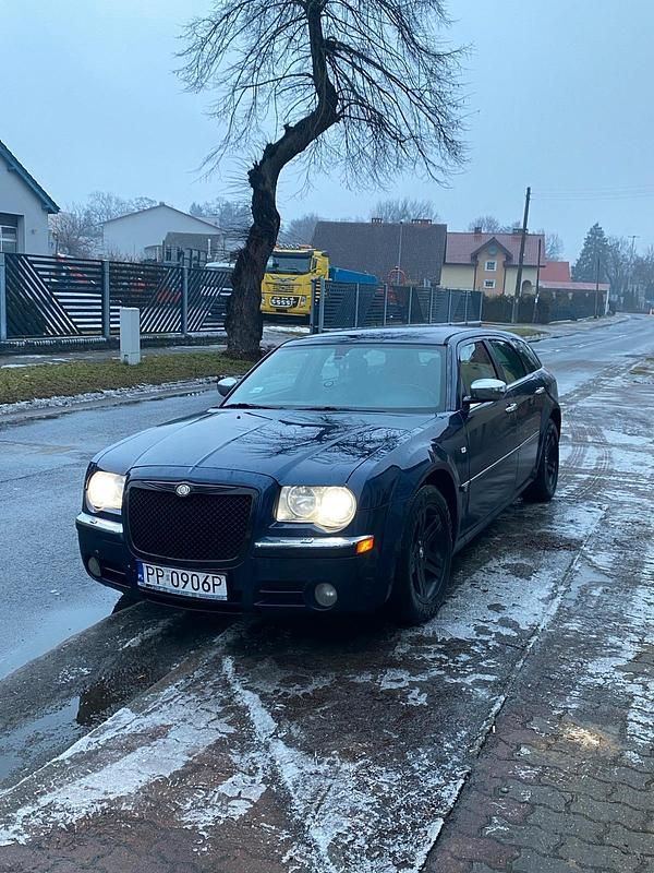 Blau Gebraucht 2006 Chrysler 300C Kombi | 3.800 € (Guter Preis) - Bild 1/3