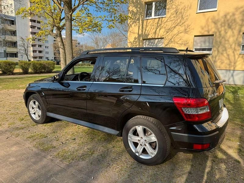 Gebraucht Mercedes GLK350 272 PS (200 kW) 2010 Schwarz SUV