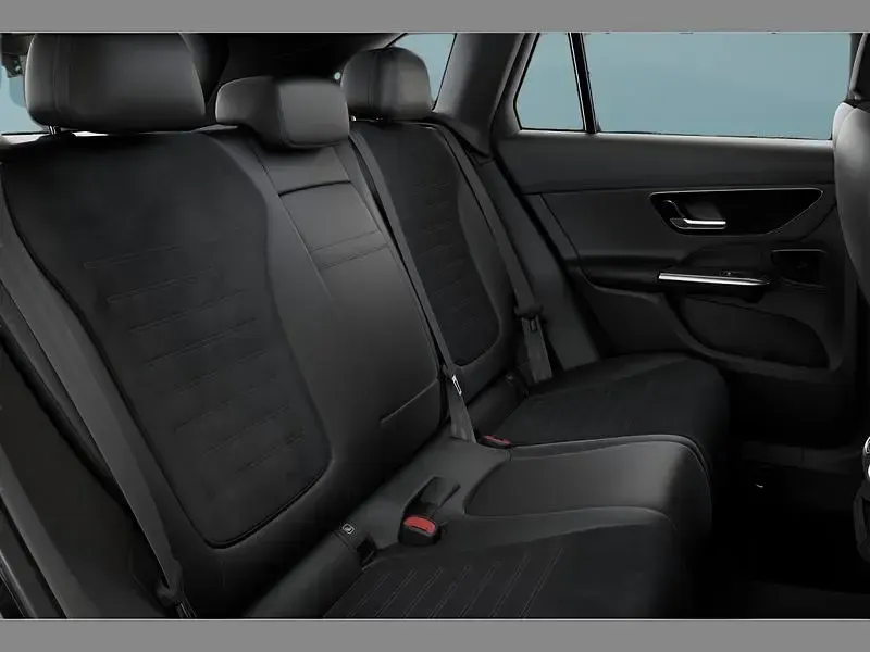 Gebraucht Mercedes GLC300 204 PS (150 kW) 2025 Grau SUV