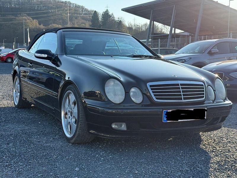 Gebraucht Mercedes CLK230 Avantgarde 193 PS (141 kW) 2000 Schwarz Cabrio
