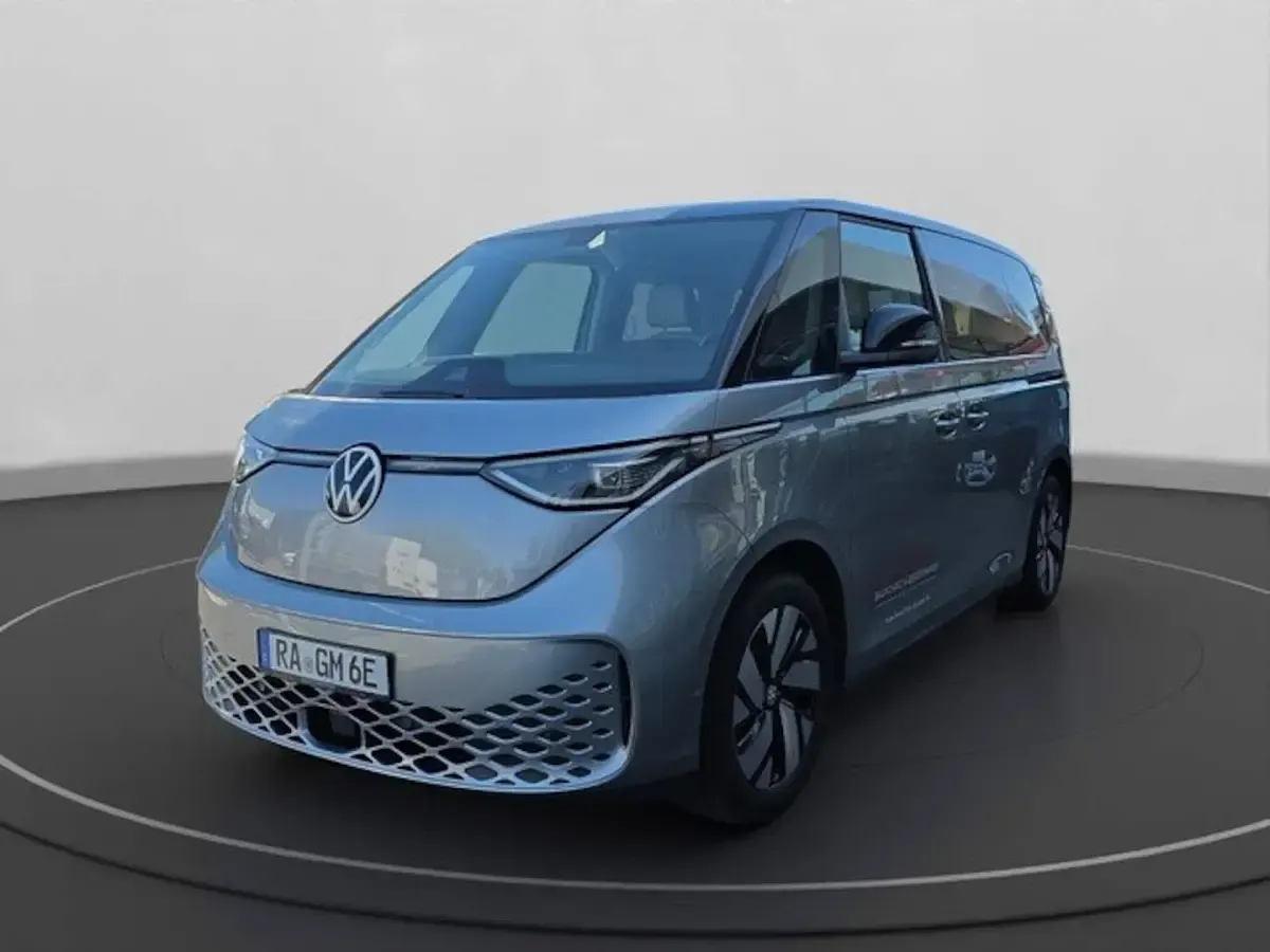 Używany VW ID. Buzz Pro 150 kW (204 KM) 2024 Srebrny Minivan