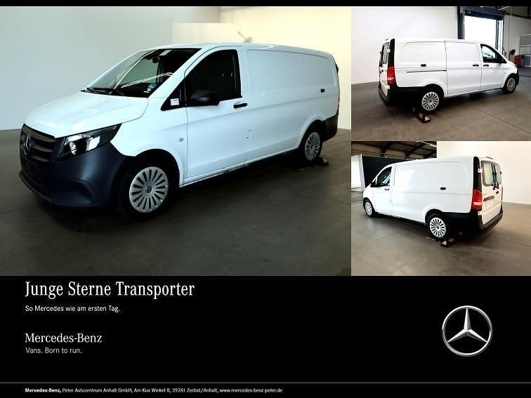 Weiß Gebraucht 2024 Mercedes Vito Van / Kleinbus | 37.949 € (Teuer) - Bild 1/4
