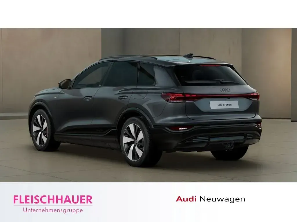 Neu Audi Q6 e-tron Business 314 kW (428 PS) 2026 Grau SUV