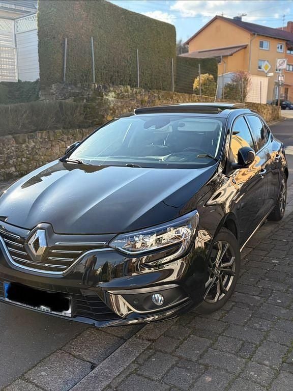 Gebraucht Renault Mégane IV Bose Edition 159 PS (116 kW) 2019 Schwarz Limousine
