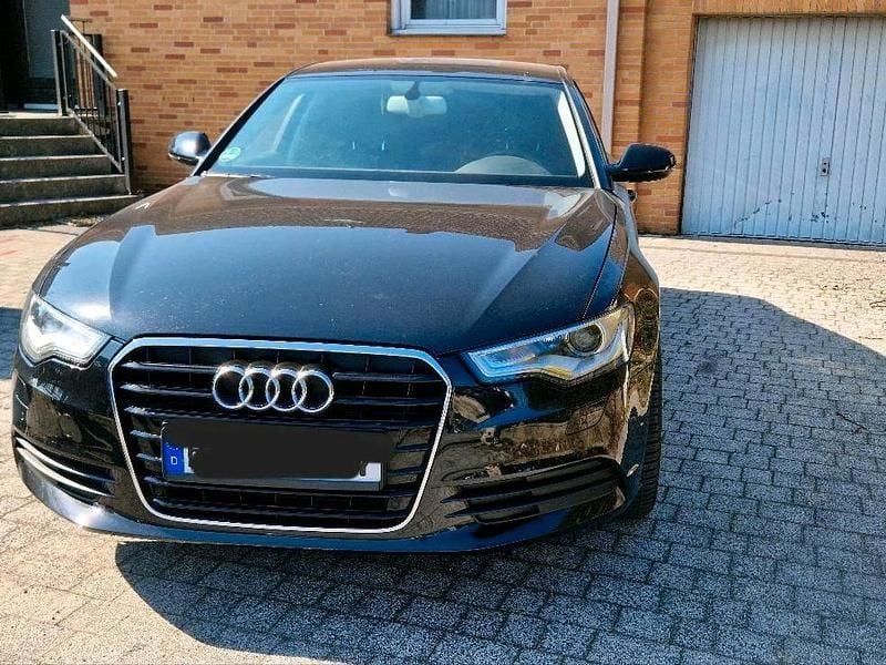 Schwarz Gebraucht 2012 Audi A6 Limousine | 14.000 € (Guter Preis) - Bild 1/4