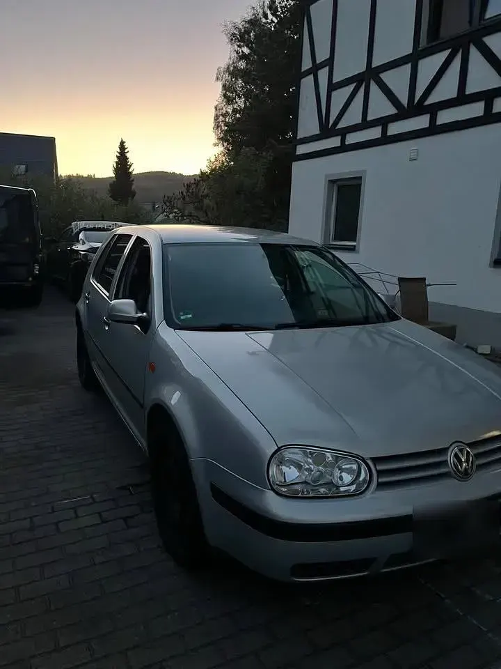 Brugt VW Golf IV 116 HK (85 kW) 2001 Andere farben Hatchback