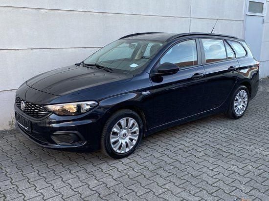 Gebraucht Fiat Tipo More 120 PS (88 kW) 2019 New nero (vr718/b) Kombi