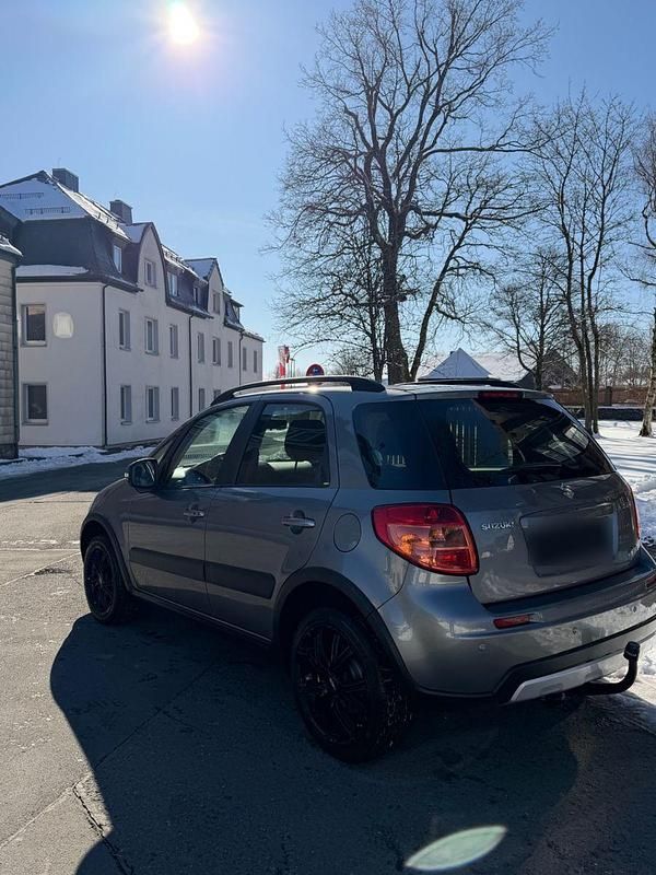 Gebraucht Suzuki SX4 120 PS (88 kW) 2013 Grau Kleinwagen