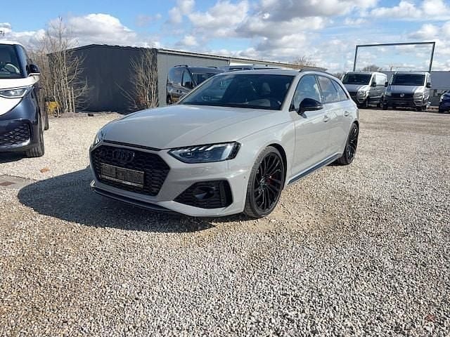 Gebraucht Audi RS4 Ambiente 450 PS (330 kW) 2023 Kombi