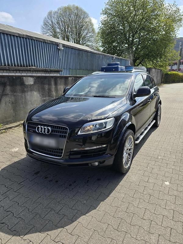 Schwarz Gebraucht 2009 Audi Q7 SUV | 9.980 € (Superpreis) - Bild 1/4