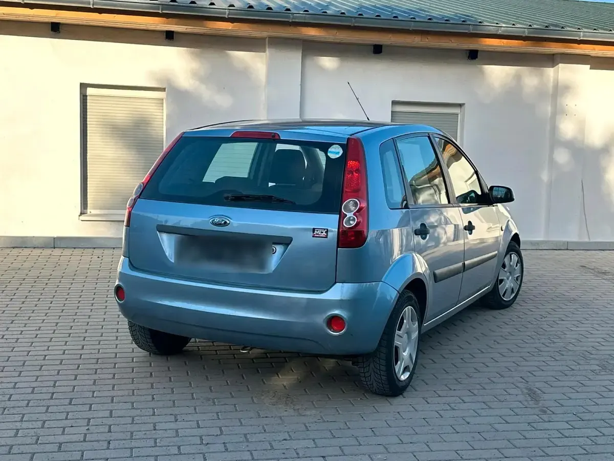 Gebraucht Ford Fiesta 60 PS (44 kW) 2007 Grau Kleinwagen