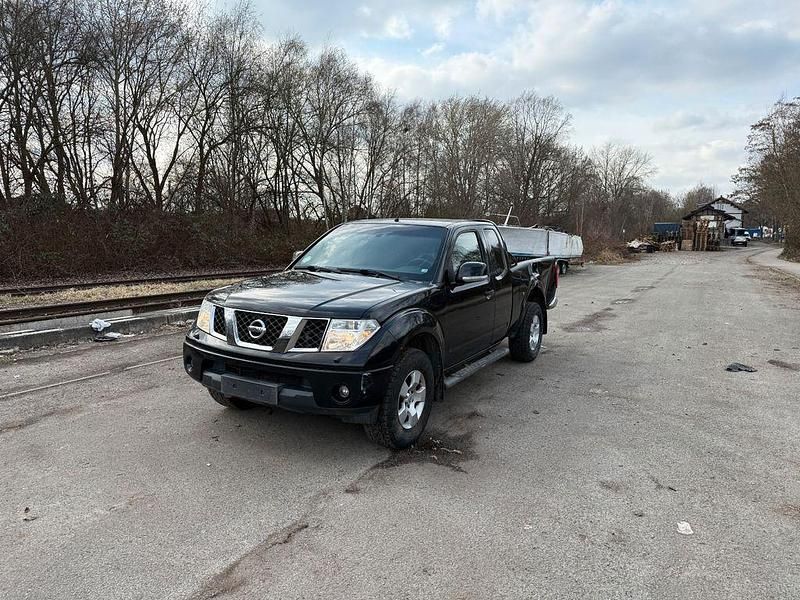 Gebraucht Nissan Navara 171 PS (125 kW) 2008 Schwarz