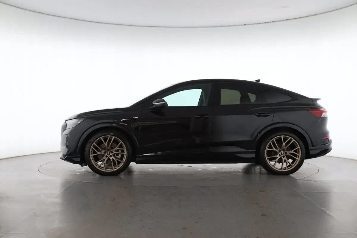 Gebraucht Audi Q4 Sportback e-tron S-Line 210 kW (286 PS) 2025 Mythosschwarz SUV