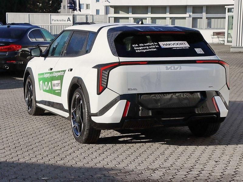 Gebraucht Kia EV4 Comfort 150 kW (204 PS) 2025 Deluxeweiß metallic Kleinwagen