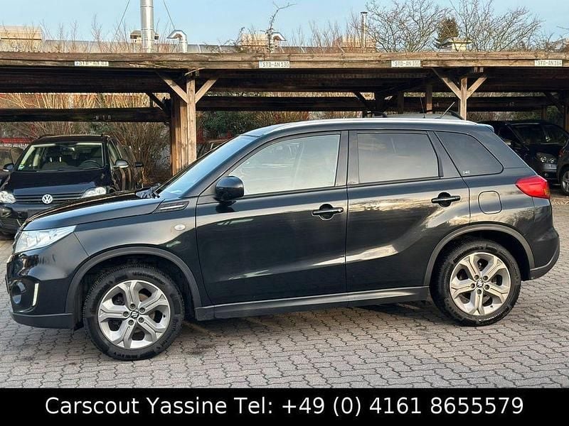 Gebraucht Suzuki Vitara Limited 120 PS (88 kW) 2017 Schwarz SUV