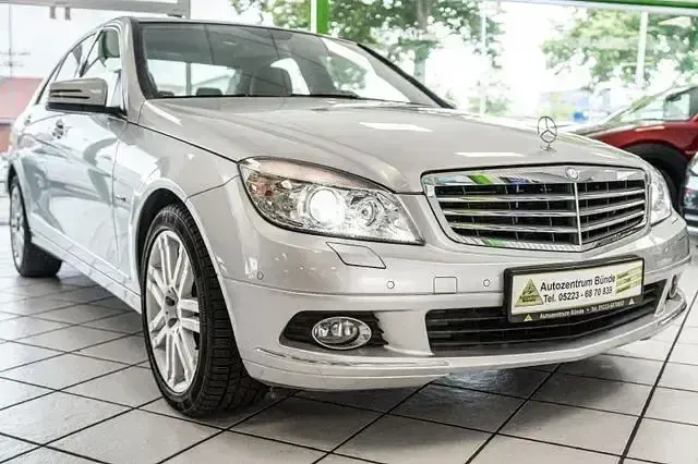 Gebraucht Mercedes C350 292 PS (214 kW) 2009 Silber Limousine