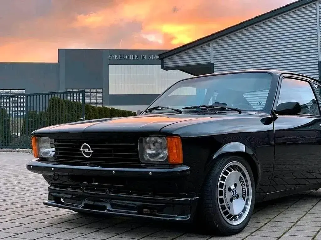 Używany Opel Kadett 170 KM (125 kW) 1978 Czarny Coupe