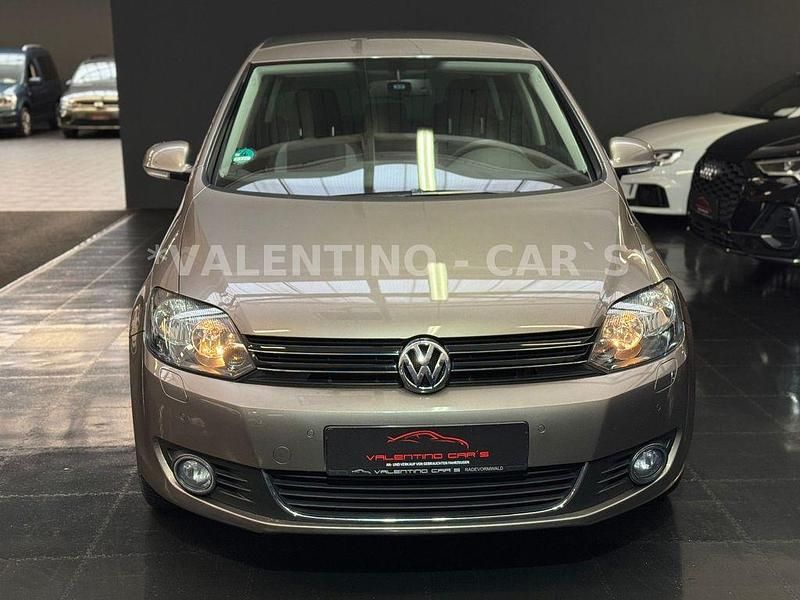 Gebraucht VW Golf Plus Cross Life 122 PS (89 kW) 2013 Braun Van / Kleinbus