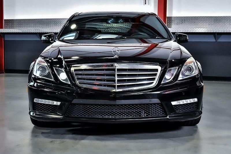 Gebraucht Mercedes E63 AMG AMG 525 PS (386 kW) 2012 Schwarz Limousine