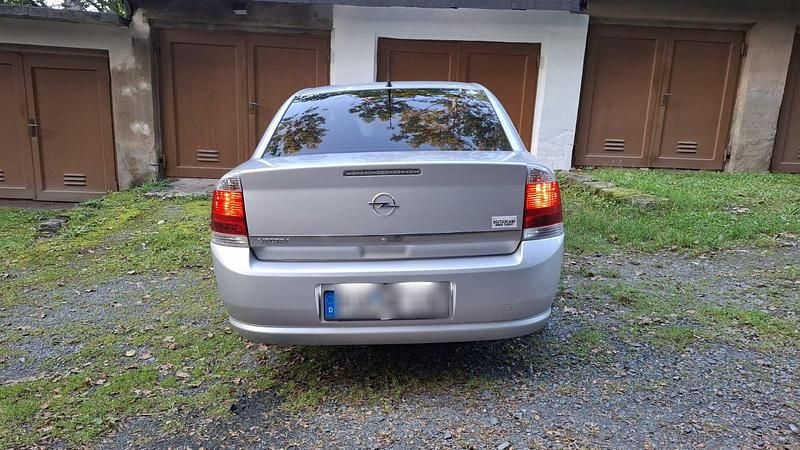 Gebraucht Opel Vectra 140 PS (102 kW) 2006 Silber Limousine