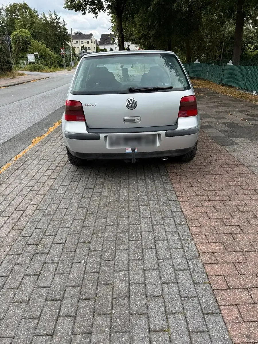 Gebraucht VW Golf IV 101 PS (74 kW) 2002 Silber Limousine