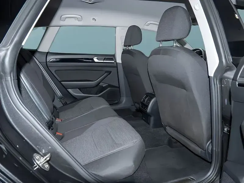 Gebraucht VW Arteon 150 PS (110 kW) 2023 Grau Kombi