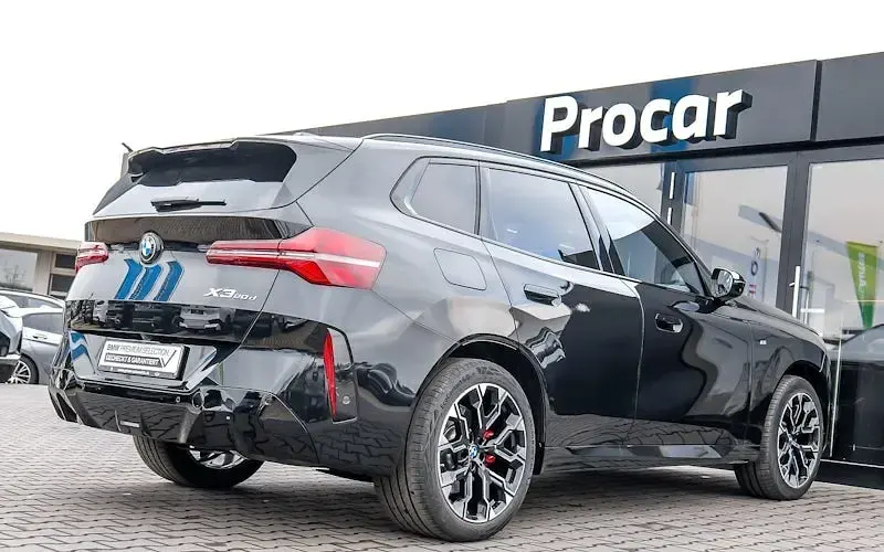 Używany BMW X3 Performance 197 KM (144 kW) 2025 Czarny SUV