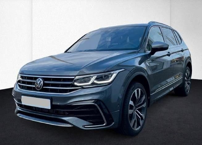 Grau Gebraucht 2024 VW Tiguan Allspace R-line SUV | 41.950 € (Fairer Preis) - Bild 1/4