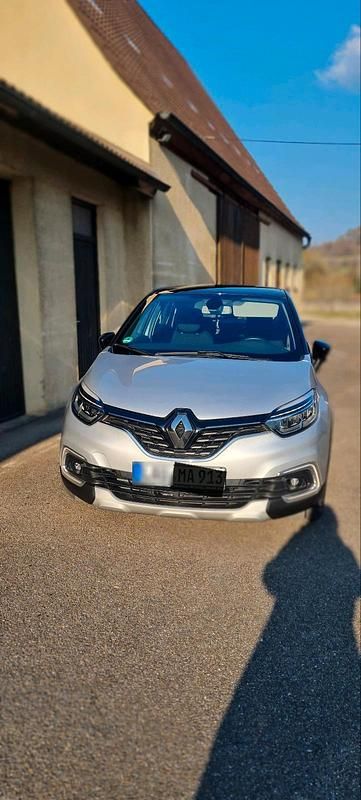 Gebraucht Renault Captur 90 PS (66 kW) 2021 Grau SUV