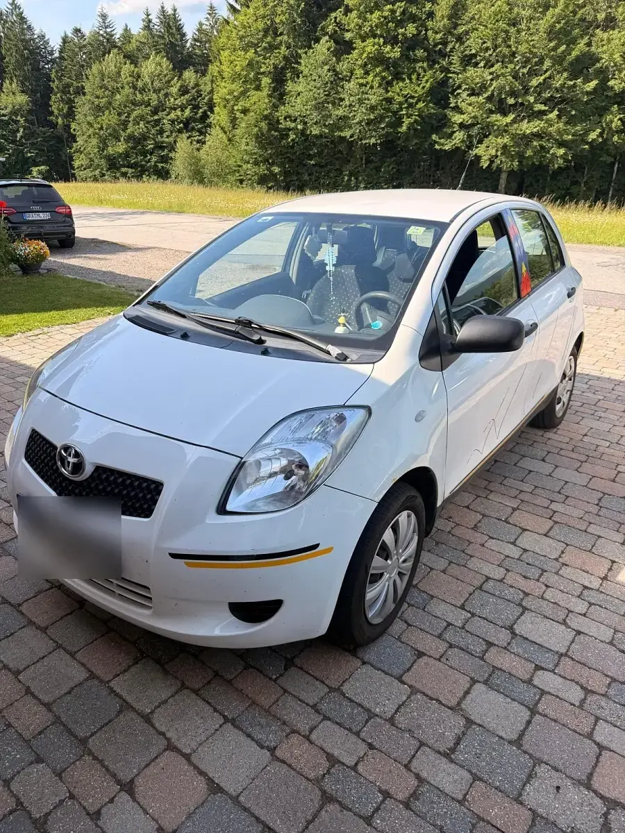 Gebraucht Toyota Yaris 76 PS (55 kW) 2009 Kleinwagen