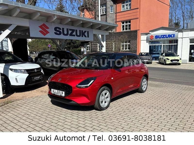 Rot Gebraucht 2025 Suzuki Swift Comfort Kleinwagen | 20.950 € (Fairer Preis) - Bild 1/4