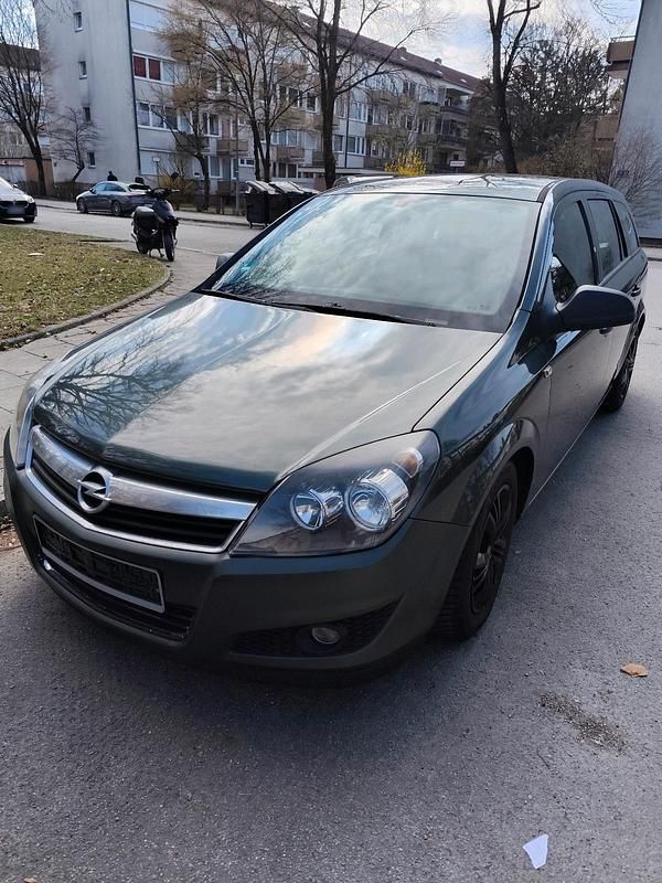 Gebraucht Opel Astra 2007 Grün Limousine